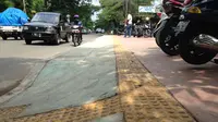 Trotoar Jakarta Belum Ramah bagi Tunanetra