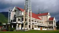 Banyak biara membuat Kota Ruteng di Flores disebut sebagai Kota Seribu Biara