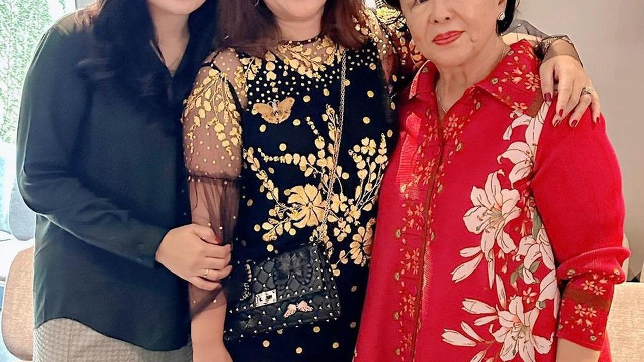 Pujian untuk Ibu Mertua