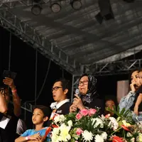 Sebuah konser bertajuk Rock n Roll baru saja digelar untuk menandai usian grup musik Slank yang ke-34 tahun. Konser yang digelar di JIExpo Kemayoran, Jakarta Pusat itu digelar pada 26 Desember 2017. (Nurwahyunan/Bintang.com)