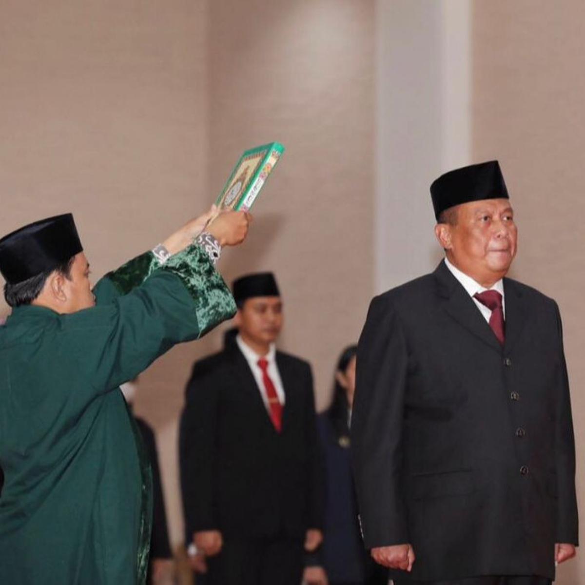 Pengambilan sumpah jabatan Irjen (Pol) Drs. Suntana, M.Si sebagai Wakil Kepala (Waka) BSSN pada Rabu, 24 Mei 2023 di Auditorium dr. Roebiono Kertopati BSSN, Depok (Dok BSSN)