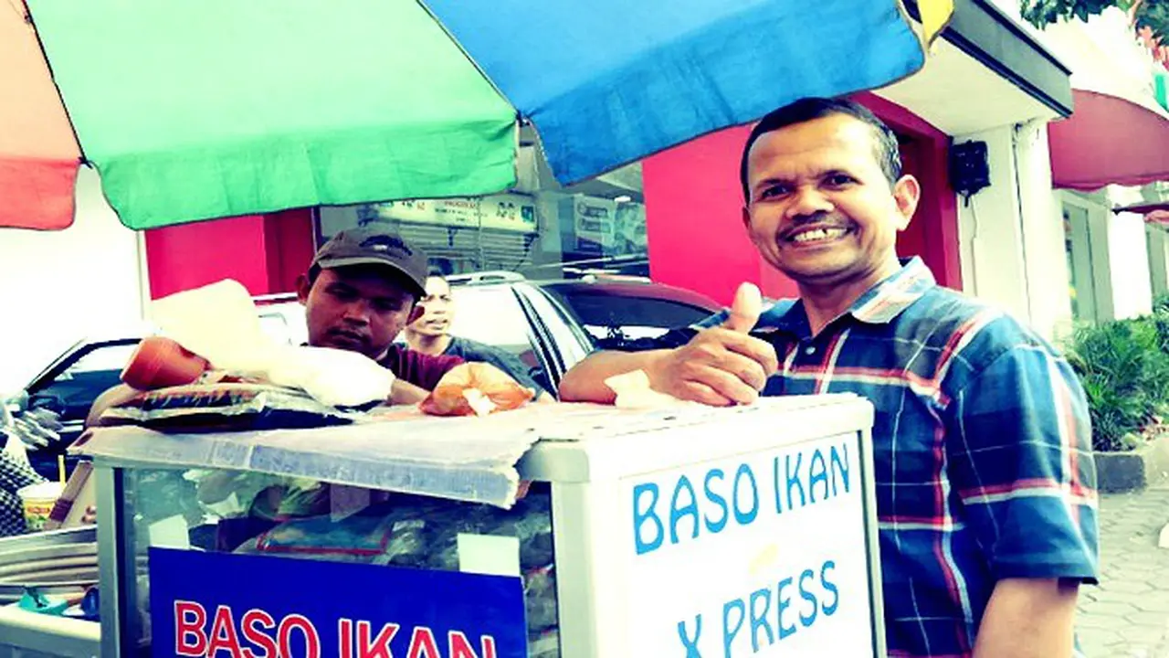 Kisah Penjual Bakso Ikan yang Sukses Raup Untung Puluhan Juta