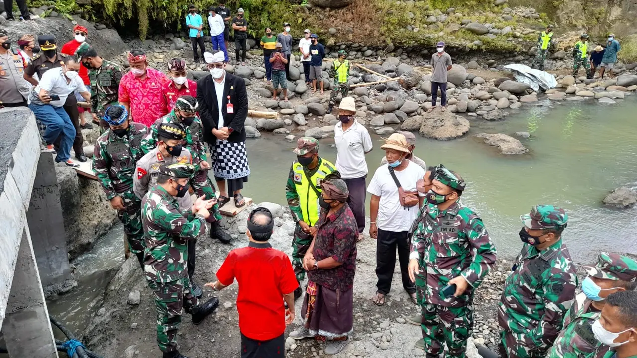 Pangdam Udayana Bangun Pompa Hidran di Tabanan