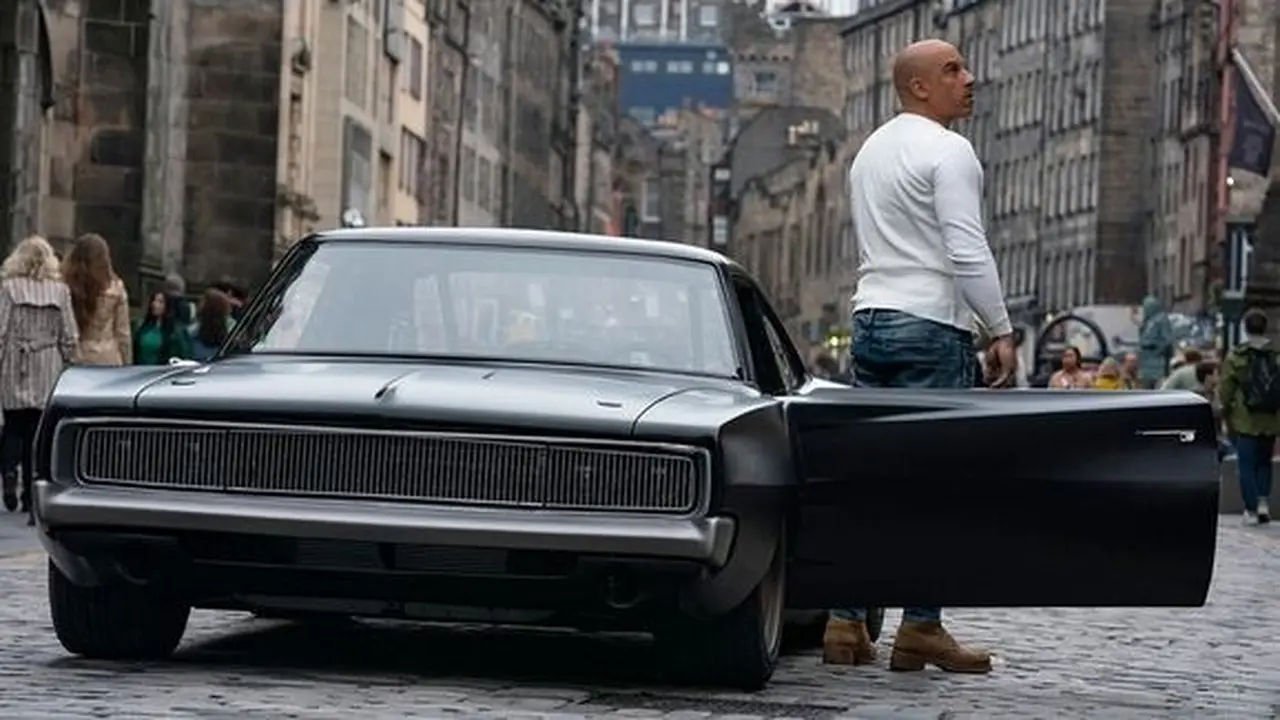 Dodge Charger yang dikendarai Dom