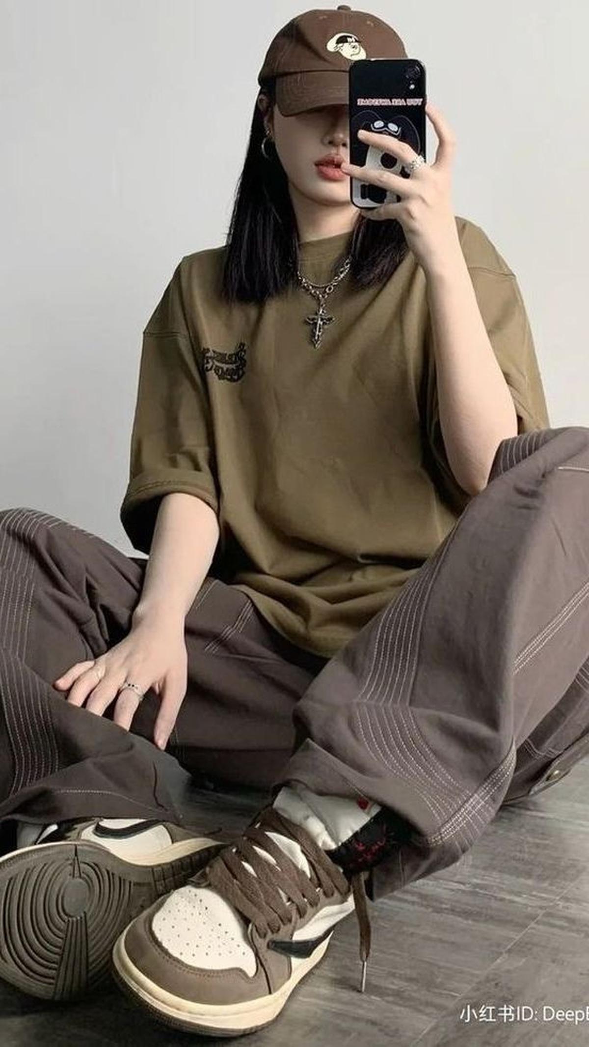 <b>2. Baggy Style</b>