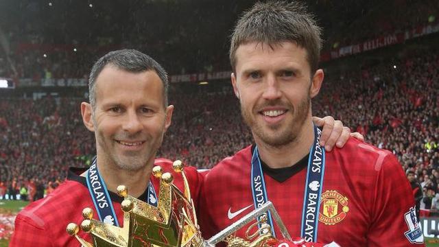 Ryan Giggs dan Michael Carrick