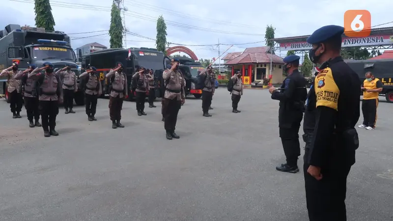 Apel pemberangkatan personel Brimob Sulteng untuk membantu korban gempa Sulbar