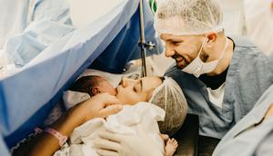 Ilustrasi Persalinan Credit: pexels.com/Jonathan