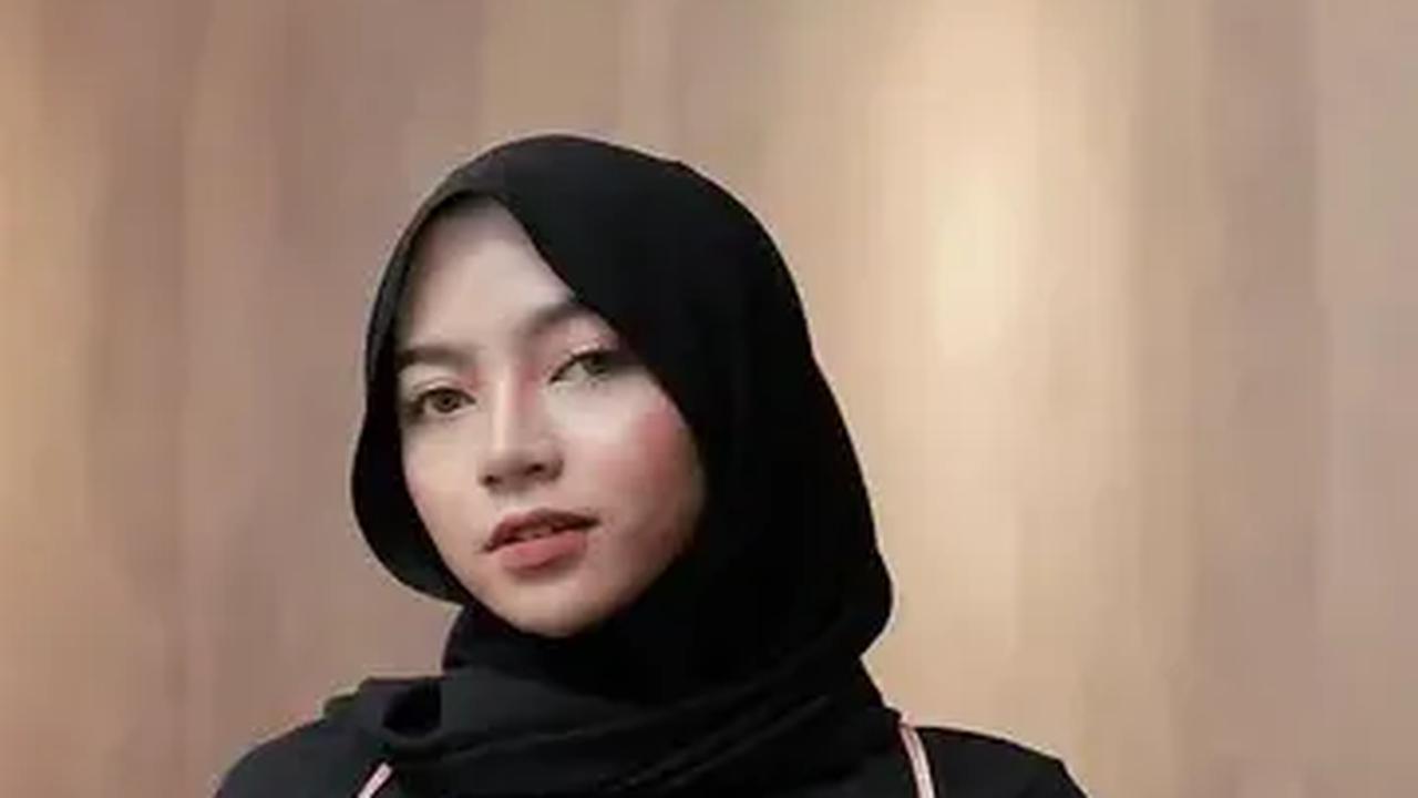 Heboh Oklin Fia Disebut Bakal Jadi Duta MUI