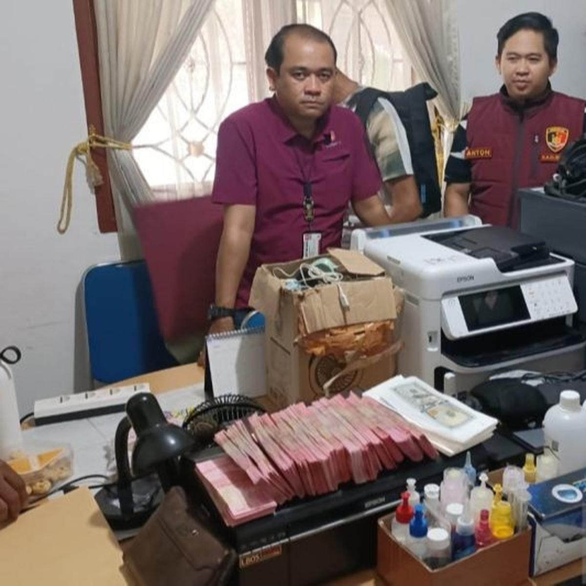 pabrik uang palsu di bogor