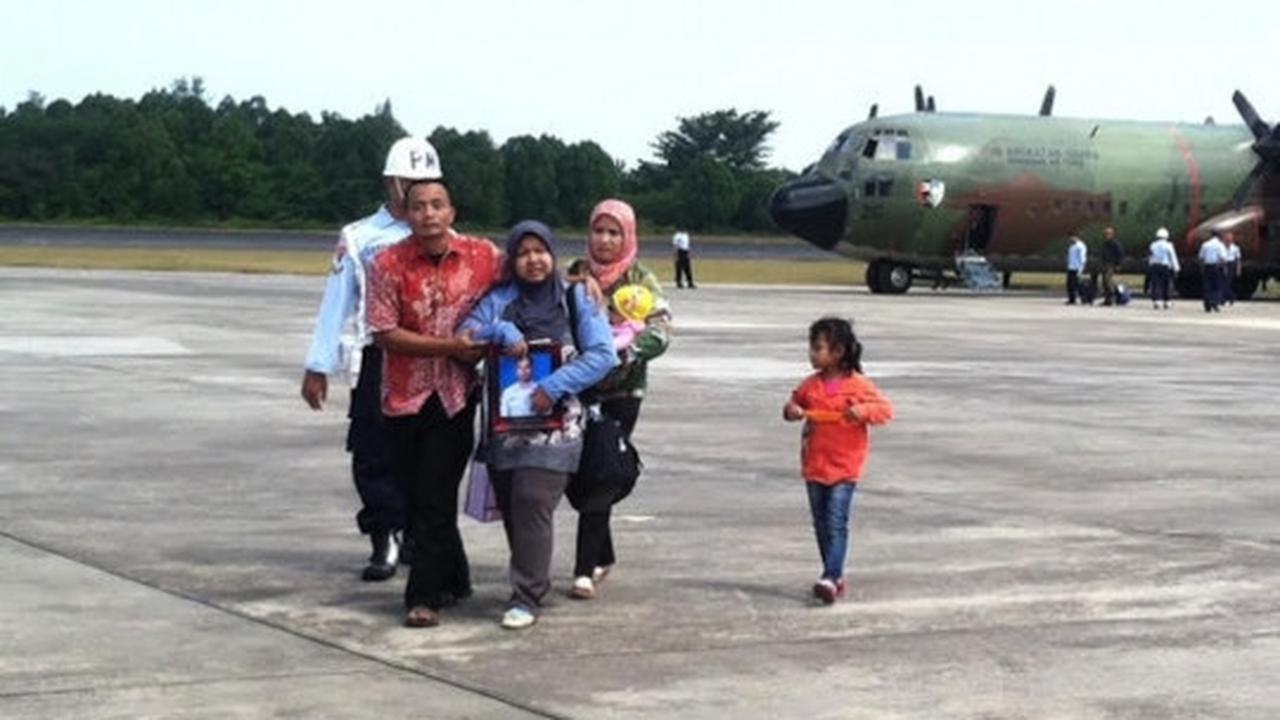 Pesawat pembawa 8 jenazah korban Hercules tiba di Yogya