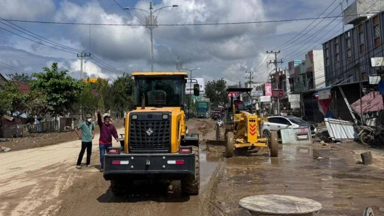 Kementerian PU Percepat Pembukaan Jalan Kuala Simpang Aceh Pasca Bencana