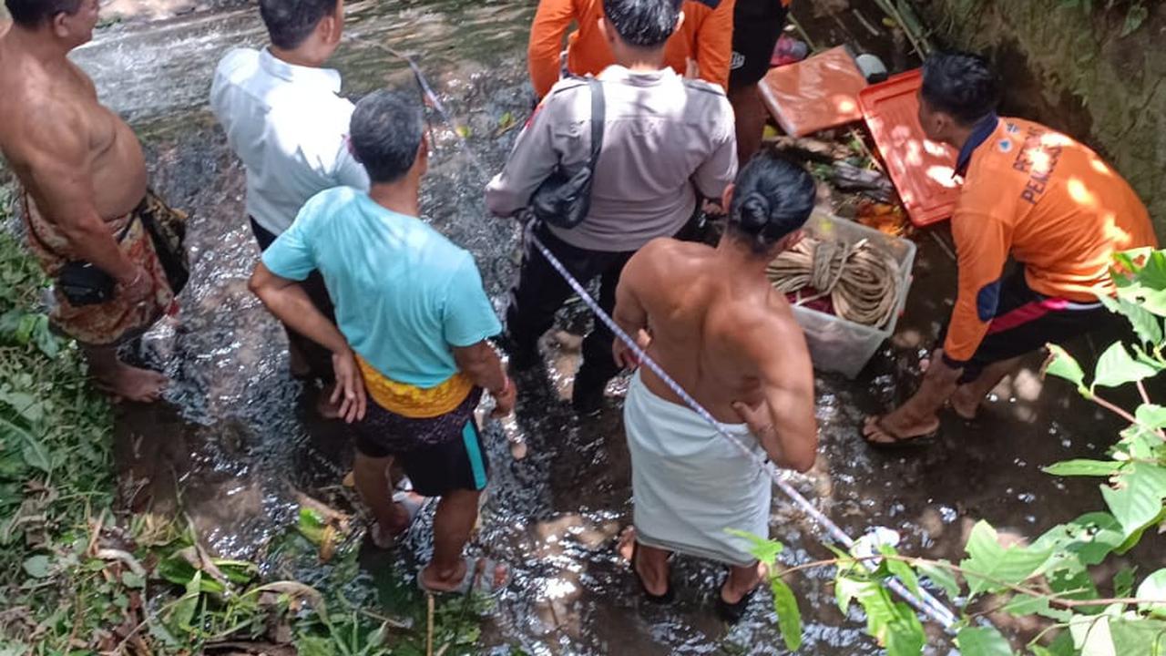 Turis Rusia Tewas Nyemplung ke Sungai.