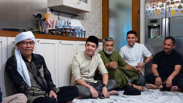 6 Momen Bukber di Rumah Fathir Muchtar dan Fera Feriska, Undang Pemain LSTS
