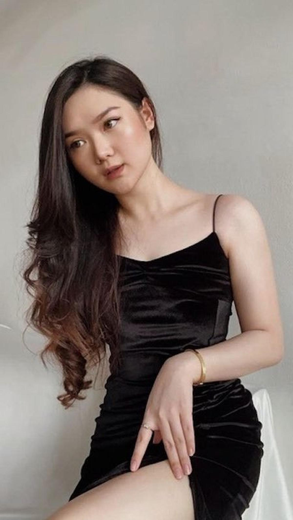 <b>ERATO Alexandra Long</b>