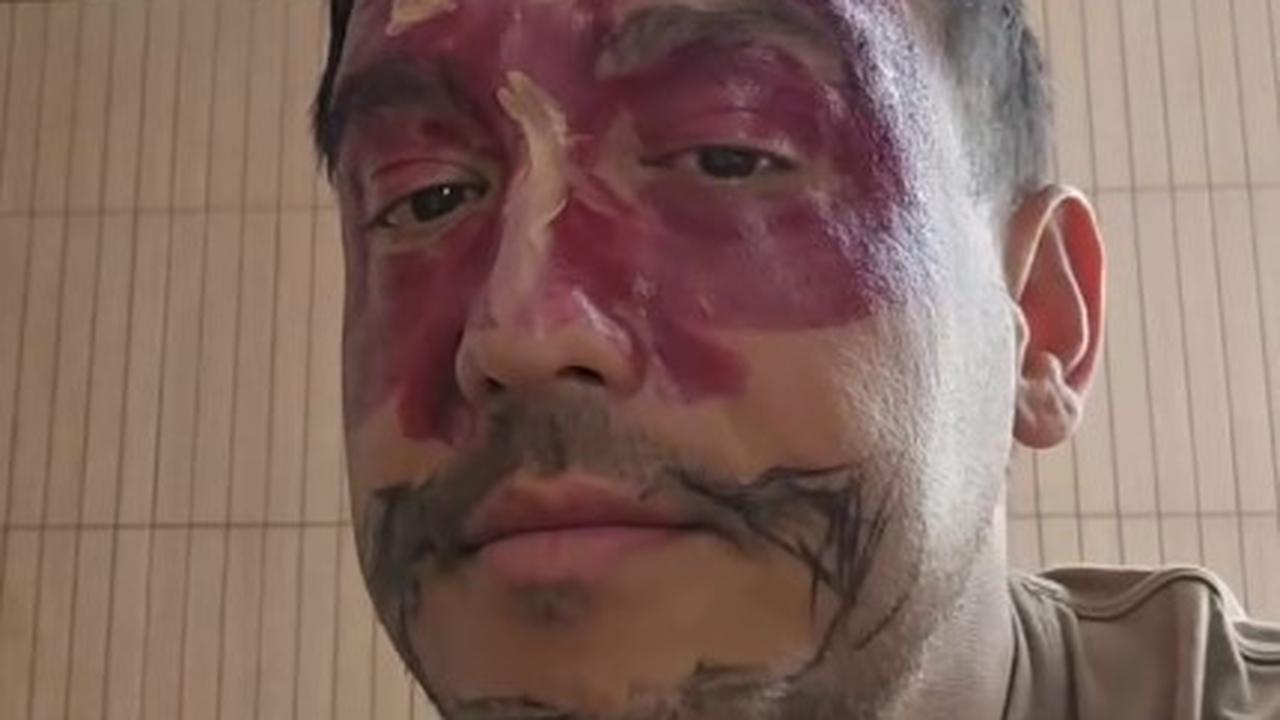 Wajah Cemong, Hamish Daud Pasrah saat Didandani Jadi King Teca oleh Zalina sang Putri - Gemes Banget