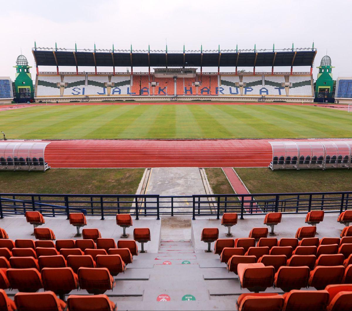 Stadion Si Jalak Harupat (SJH), Kabupaten Bandung, terus mematangkan persiapan jelang perhelatan Piala Dunia U-17 2023&nbsp; yang berlangsung pada 10 November-2 Desember 2023.