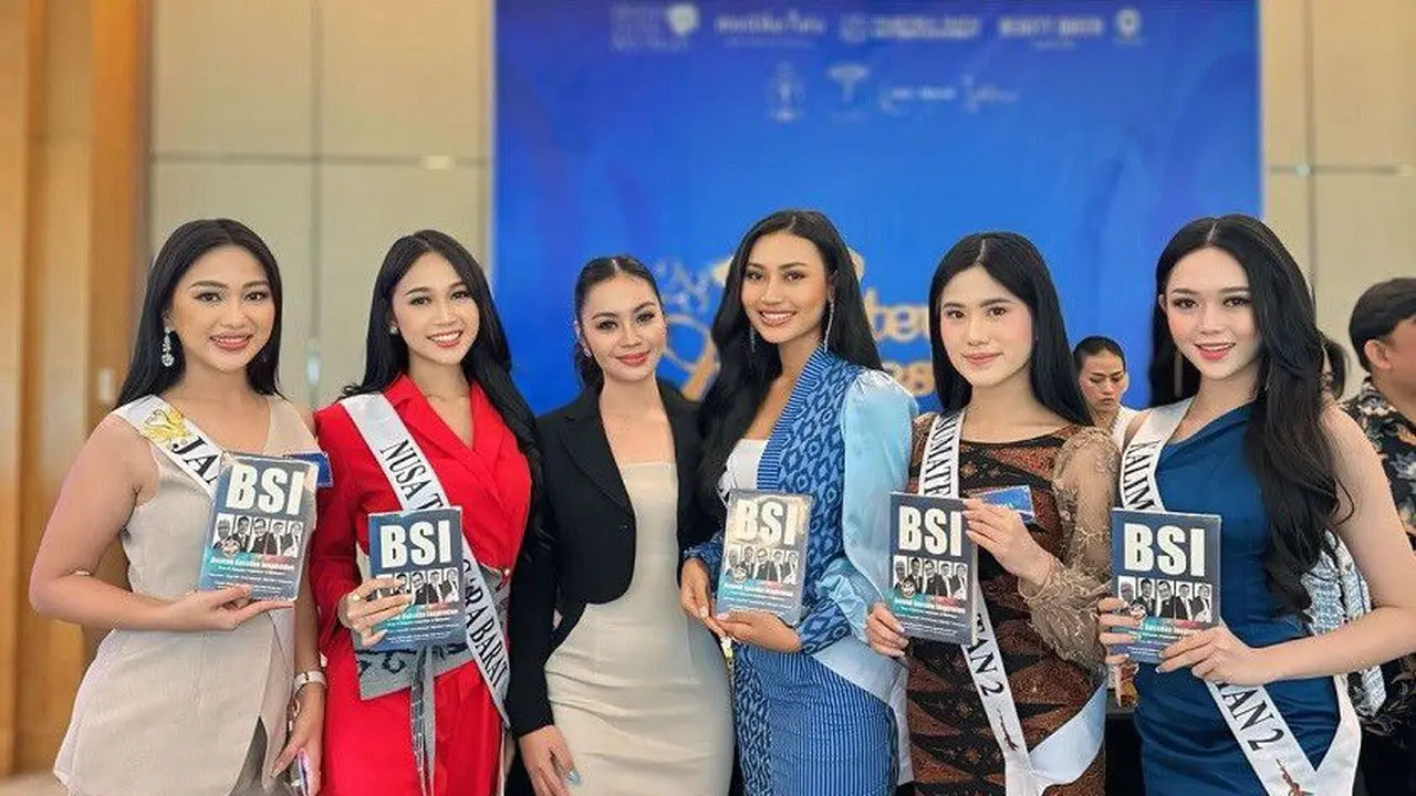 Sindy Novela bersama finalis Puteri Indonesia 2025