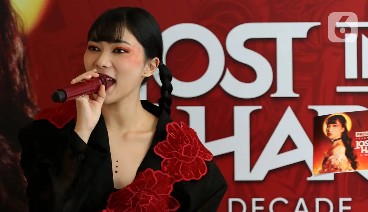 Isyana Sarasvati akan menggelar konser satu dekade bertajuk Lost In Harmony. (Liputan6.com/Helmi Fithriansyah)