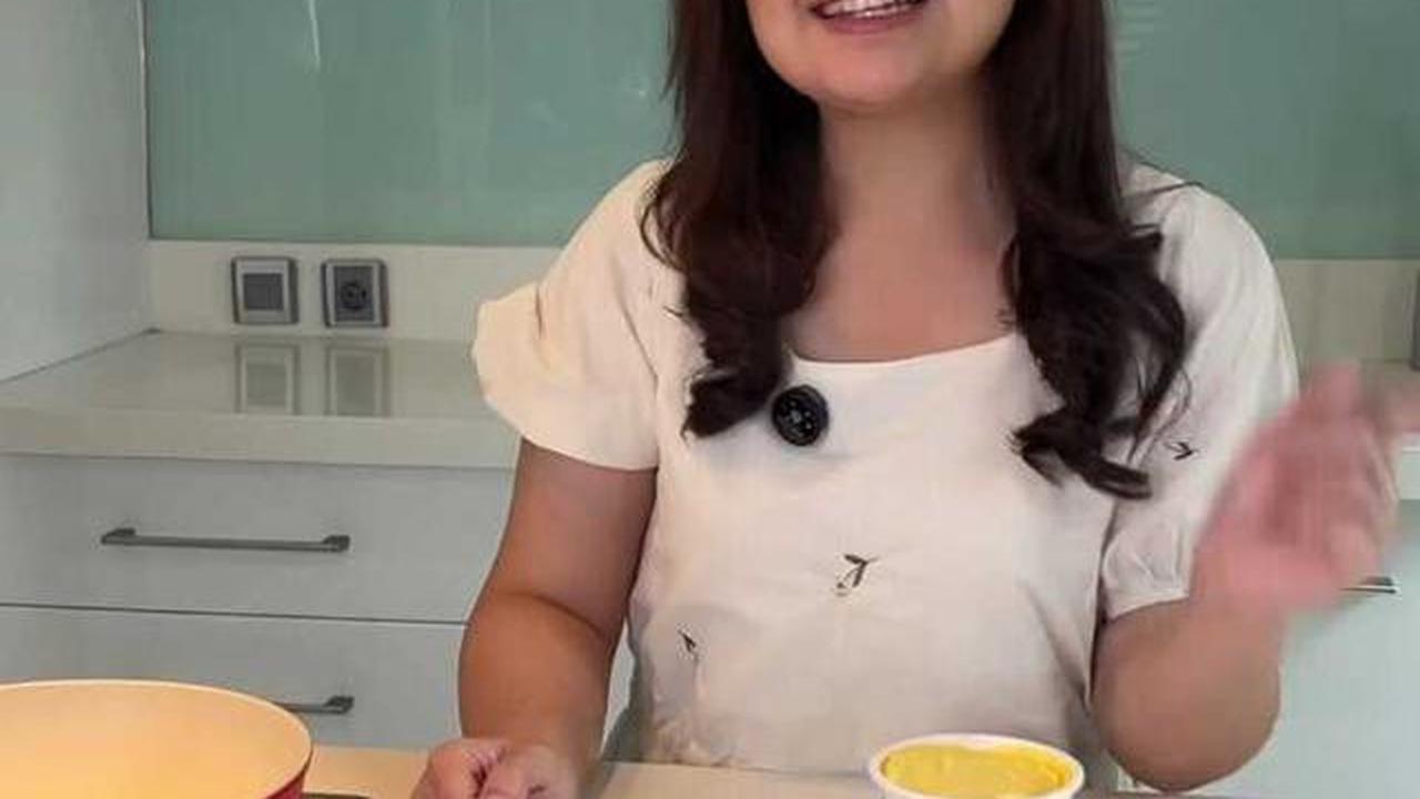 4 Potret Dapur dan Meja Makan Tasya Kamila, Referensi Desain Sederhana Tapi Elegan