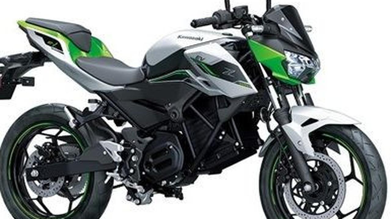 Motor listrik ini punya tiga warna: Metallic Bright Silver, Metallic Matte Lime Green, dan Ebony. Kawasaki Ninja E-1 dijual Rp 149,9 juta (<i>on the road</i> Jakarta), sedangkan Kawasaki Z e-1 dijual Rp 146,9 juta.<br>