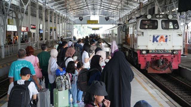 KAI Tambah 14 Perjalanan Kereta Sambut Pekan Libur Panjang HUT ke-80 RI