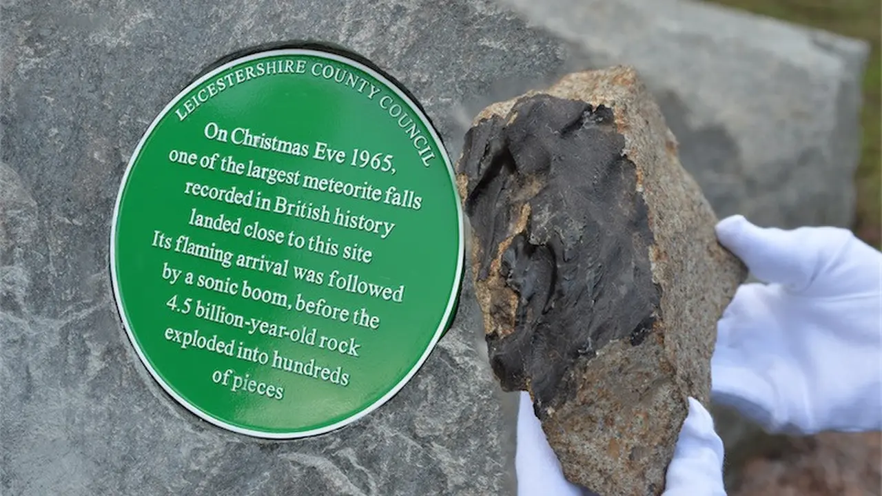 Pada Malam Natal 1965, meteorit jatuh ke Bumi di desa Leicestershire, Barwell. (spacecentre.co.uk)