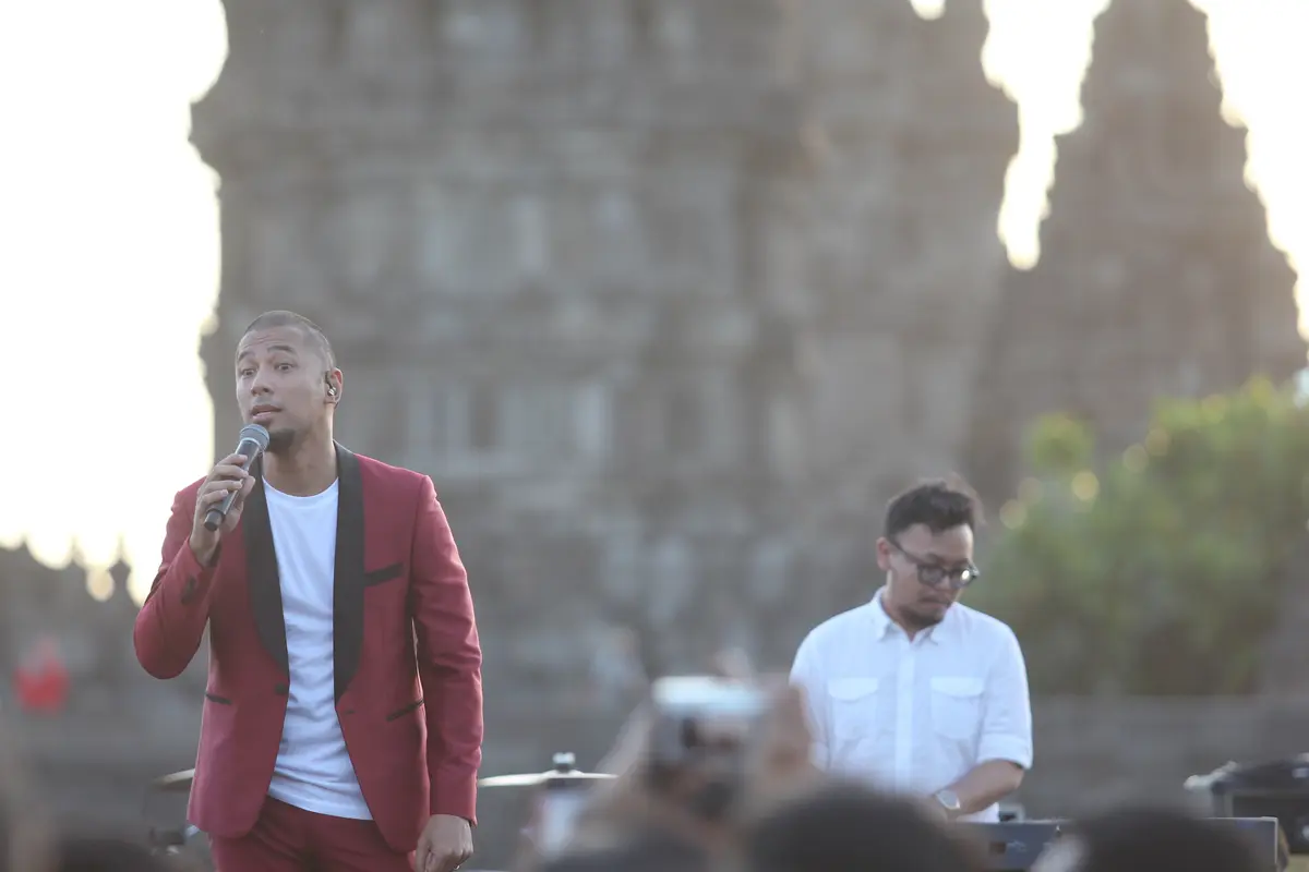 Marcell Siahaan
