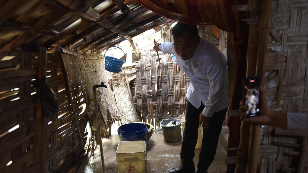 Sehari Penuh di Lamongan, Menteri Wihaji Telusuri Keluarga Berisiko Stunting