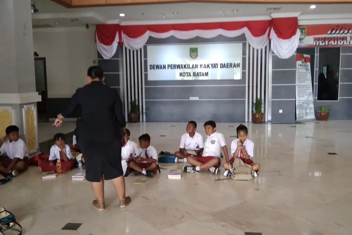 Balada Siswa-Siswa SD Melati Indah Batam yang Tergusur dari Sekolah