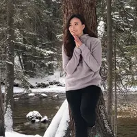 Asmirandah, beberapa tahun belakangan ini memang jarang terlihat di televisi. Meski begitu, paras cantiknya selalu memukau dan ngebosenin. Bahkan, beberapa penampilannya mirip seperti Barbie. (Instagram/asmirandah89)