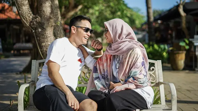 [Fimela] Ben Kasyafani dan Istri