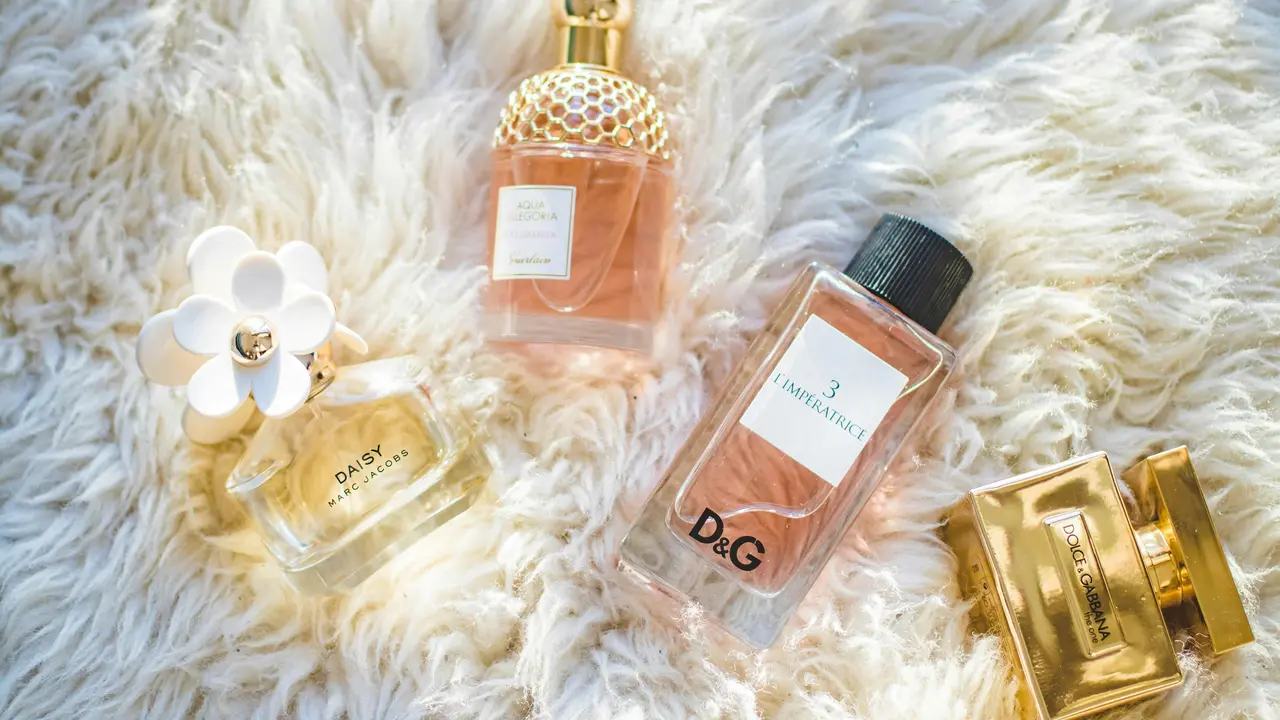 Cara Memilih Parfum Wanita