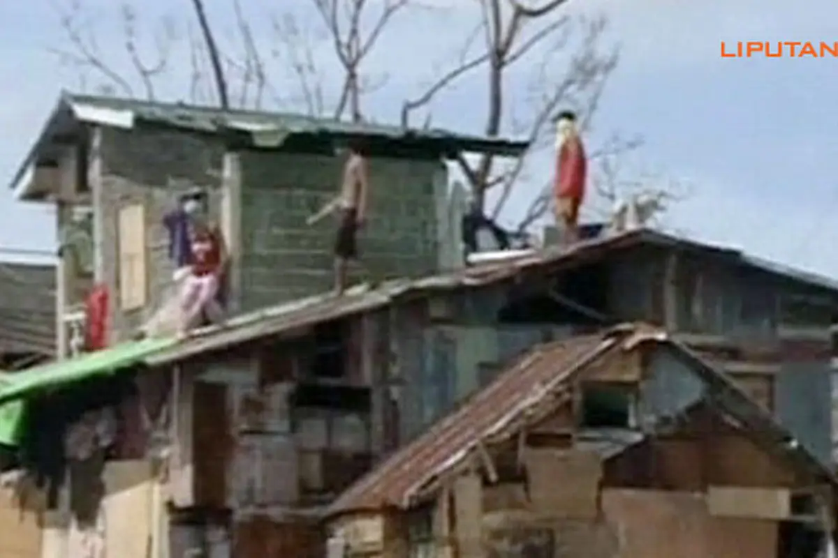 badai-haiyan-131112a.jpg