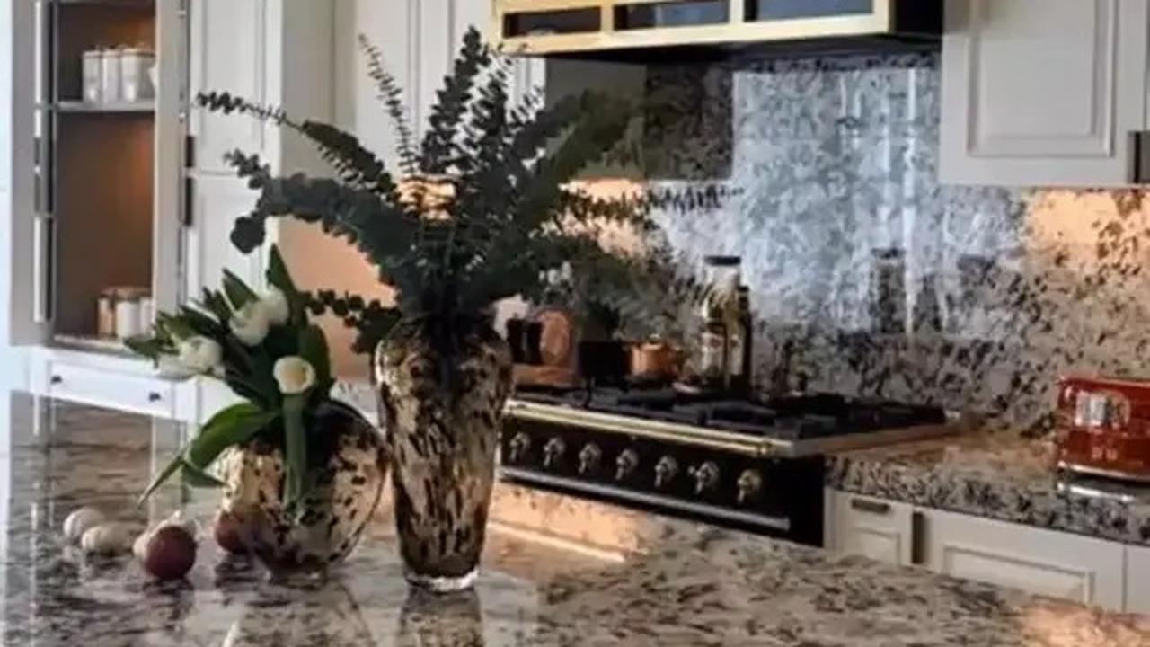 Potret Rumah Nabila Syakieb Bergaya American Classic dengan Dapur Mewah