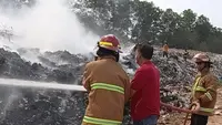 Kebakaran TPA Bandar Jaya, Petugas Masih Berjibaku Jinakkan Api