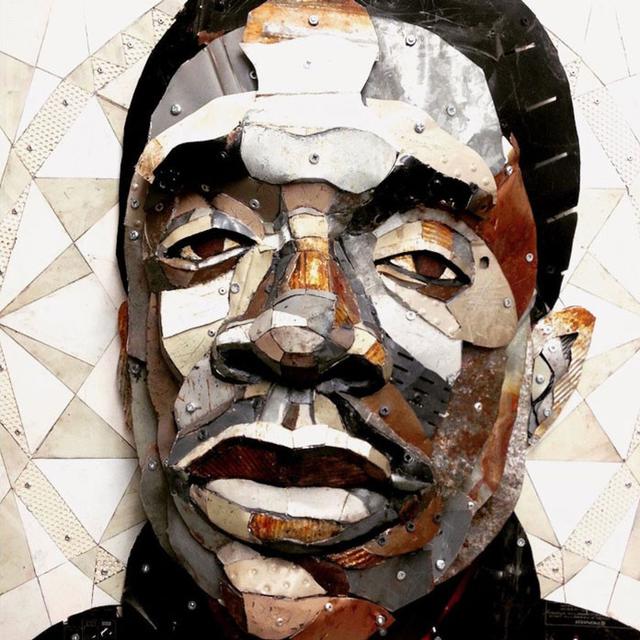6 Potret Mozaik Wajah dari Kepingan Besi Ini Detailnya Sempurna, Bikin Kagum