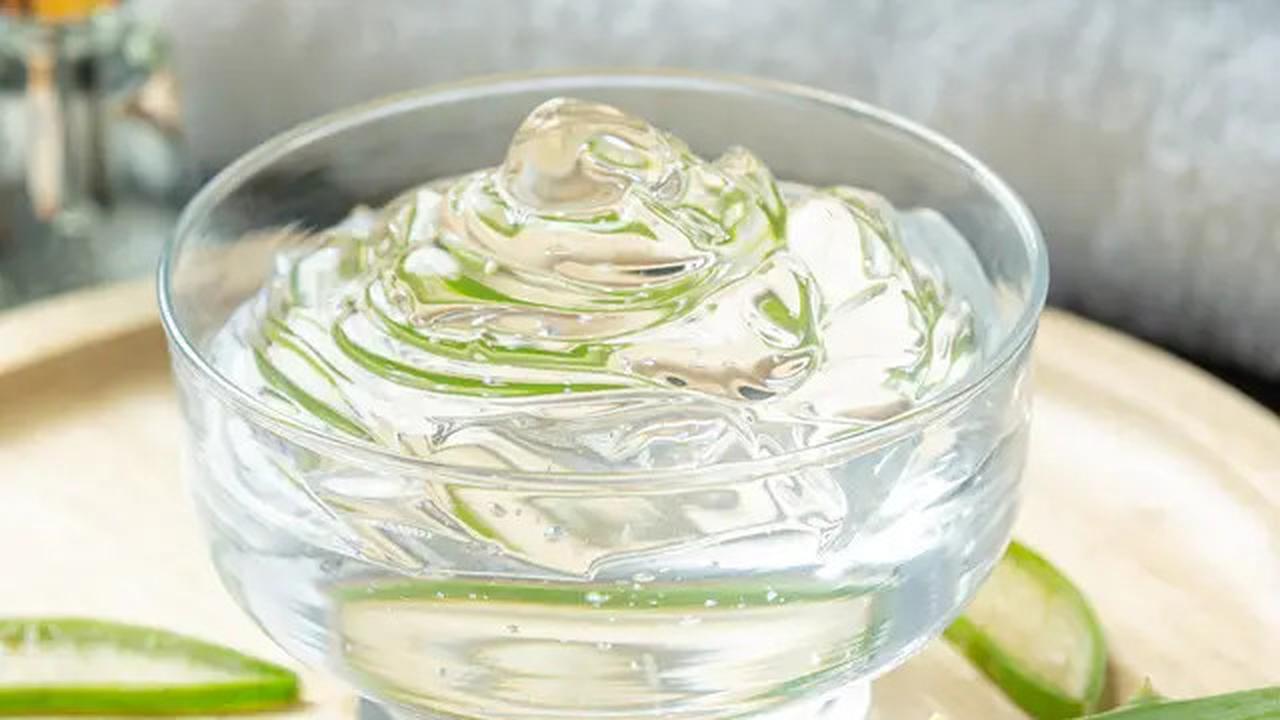 Cara Menghitamkan Rambut Beruban Secara Alami, Hasilnya Tampak Natural