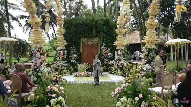 9 Momen Siraman Luna Maya dan Maxime Bouttier,