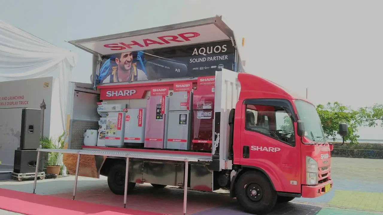 Sharp Mobile Display Truck