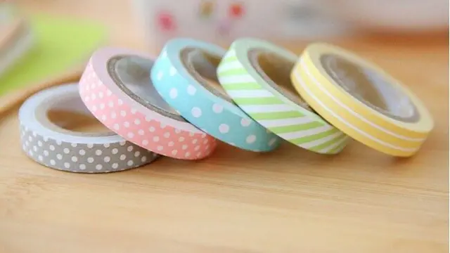 Riasan Mata Bisa Rapi Sempurna dengan Bantuan Solasi