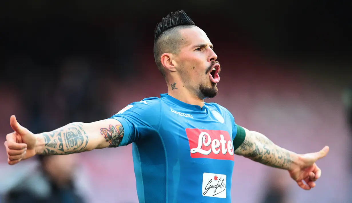 Marek Hamsik - Gelandang serba bisa asal Slovakia ini merupakan pemain yang tampil mengagumkan bersama Napoli. Selama membela Napoli, Marek Hamsik turut menyumbangkan satu gelar Coppa Italia untuk tim berujulukan Gli Azzurri ini.