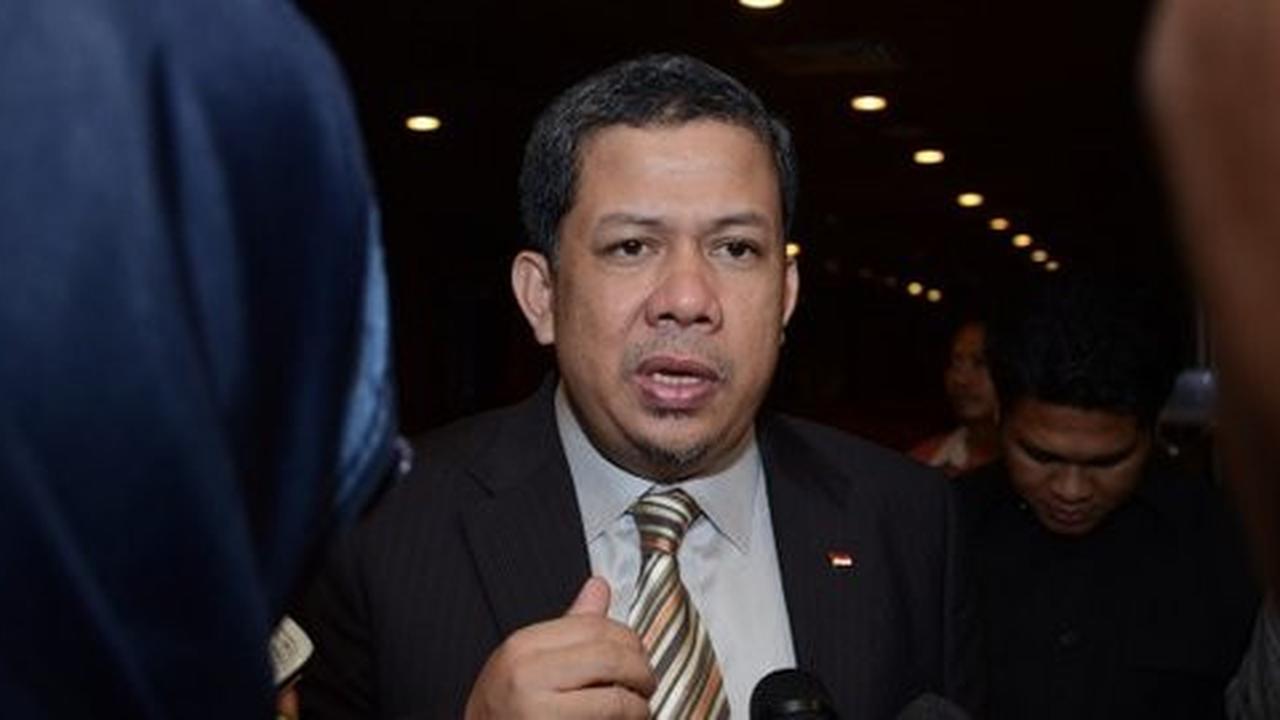 Fahri sebut kisruh sampah Jakarta selesai kalau tak pakai ribut