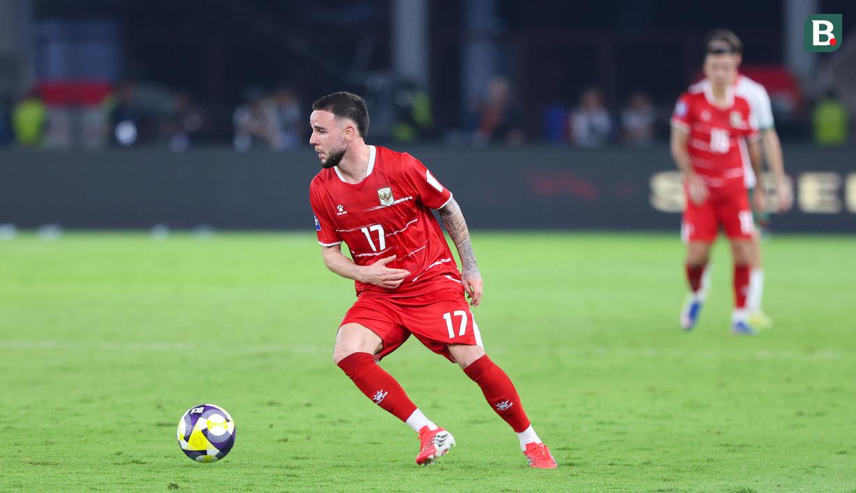 Kehadirannya di lini tengah membuat permainan Timnas Indonesia terlihat lebih hidup. Pemain kelahiran Dordrecht, Belanda itu menjadi penghubung penting antara lini belakang dan lini depan. (Bola.com/M. Iqbal Ichsan)