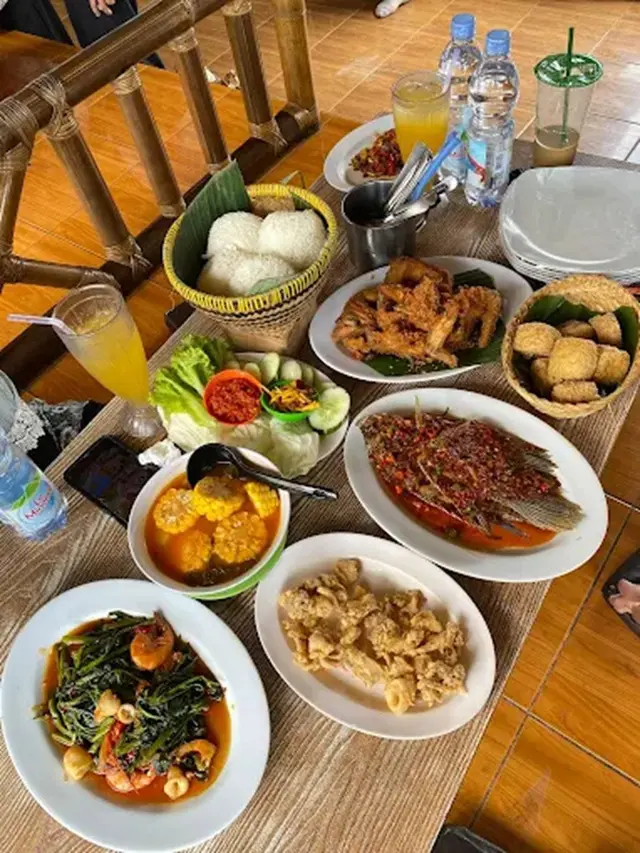 Tempat Makan Keluarga di Jambi