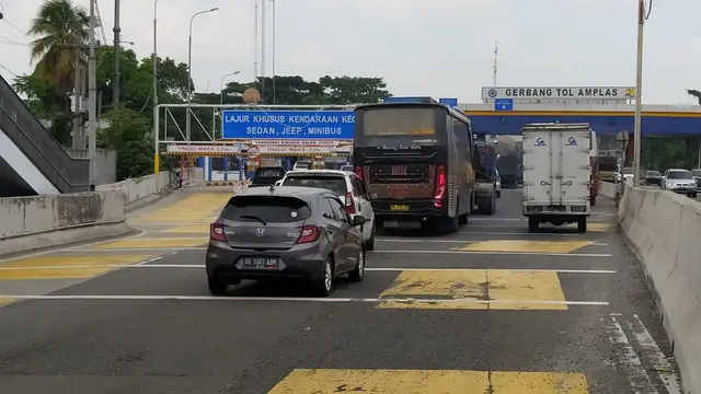 Gerbang Tol Amplas