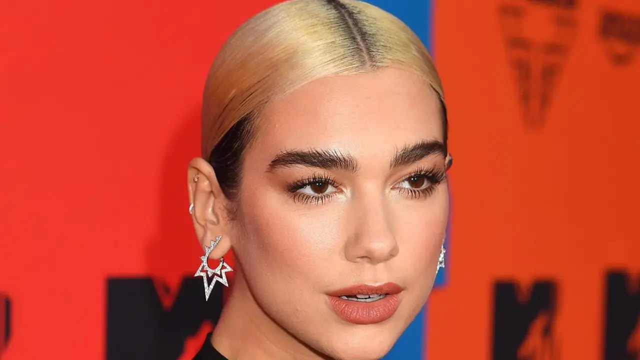 6 Tampilan Artis di MTV EMA 2019, dari Halsey hingga Cristiano Ronaldo