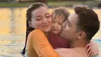 Menikah pada 22 Desember 2013, pasangan selebritas Asmirandah dan Jonas Rivanno kini dikaruniai seorang putri bernama Chloe Emmanuelle Van Wattimena. Baru-baru ini, Asmirandah dan Jonas Rivanno berlibur ke Bali bersama sang buah hati. Bintang sinetron Kemilau Cinta Kamila memamerkan sejumlah momen seru saat berada di Pulau Dewata. Intip, yuk! (Foto: Dok. Instagram @asmirandah89)