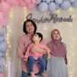 Cut Meyriska dan Roger Danuarta Ungkap Jenis Kelamin Anak Kedua. (Sumber: YouTube/ RogerChika Journey)