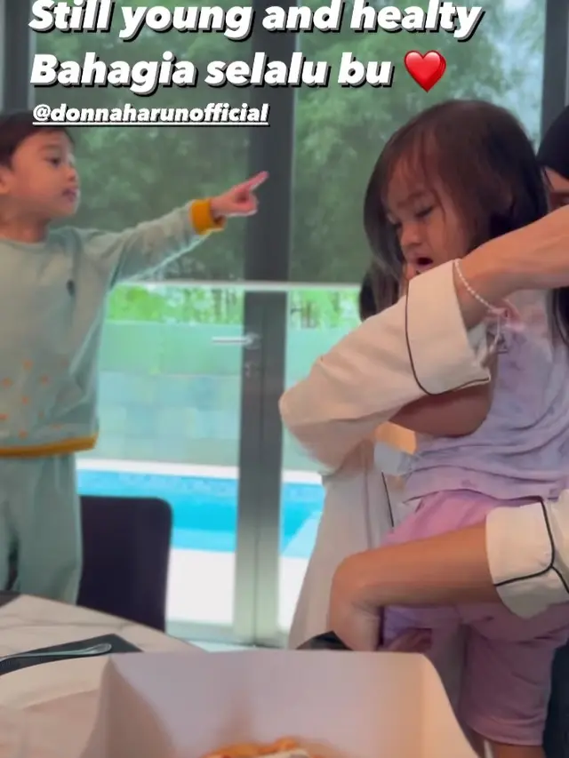 Donna Harun merayakan ulang tahun ke-55 (Foto: Instagram rickyharun)